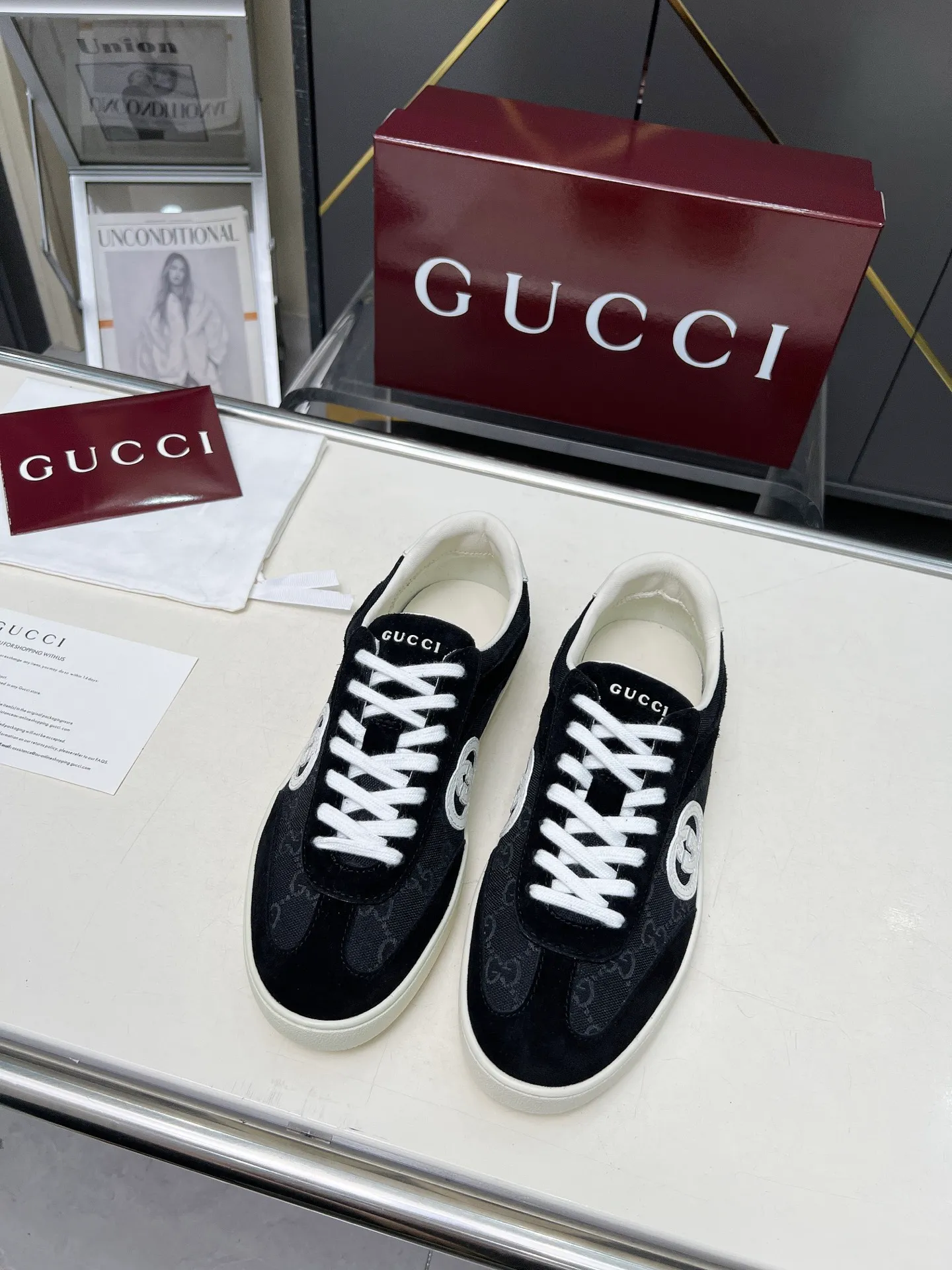 👟👟Ex-factory price 520👟👟 High version GUCCI's latest moral training shoes🔥🔥Double G leather with three-dimensional Gucci letters. The 3D effect creates a free flowing texture of the entire shoe, smooth line design. Light, comfortable and breathable, women's size 35-40, men's size 39-45